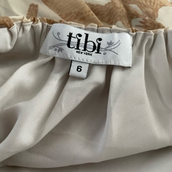 Tibi | 100% Silk Sleeveless Halter Bird Print Top, Size 6 ☀️⛱️ - Picture 9 of 10